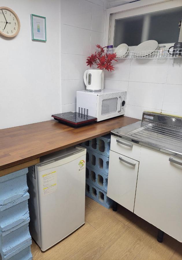 Hidden Ruby Apartment Seoul Exterior photo